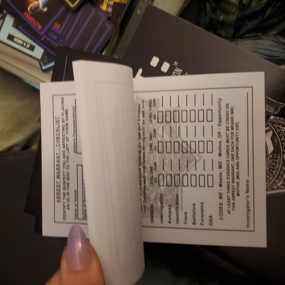 CSI Board Game in Black and Yellow Colors - Picture 6 of 15